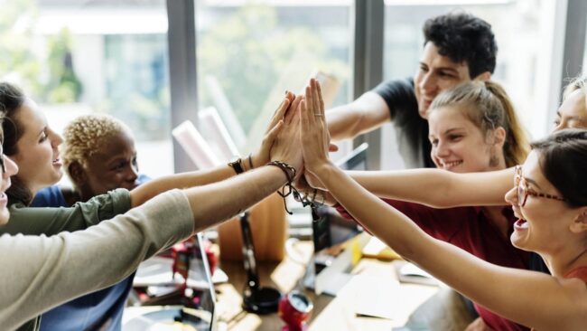 Actividades para mejorar las relaciones interpersonales en una empresa